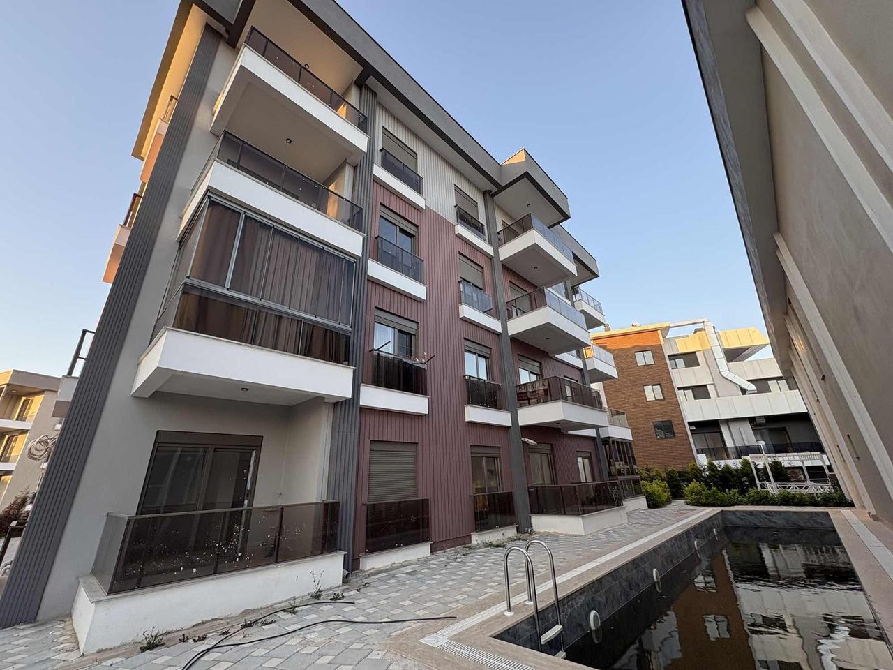 Kardeşkentler Cad Kiralık İskanlı Full Eşyalı 1+1 Daire