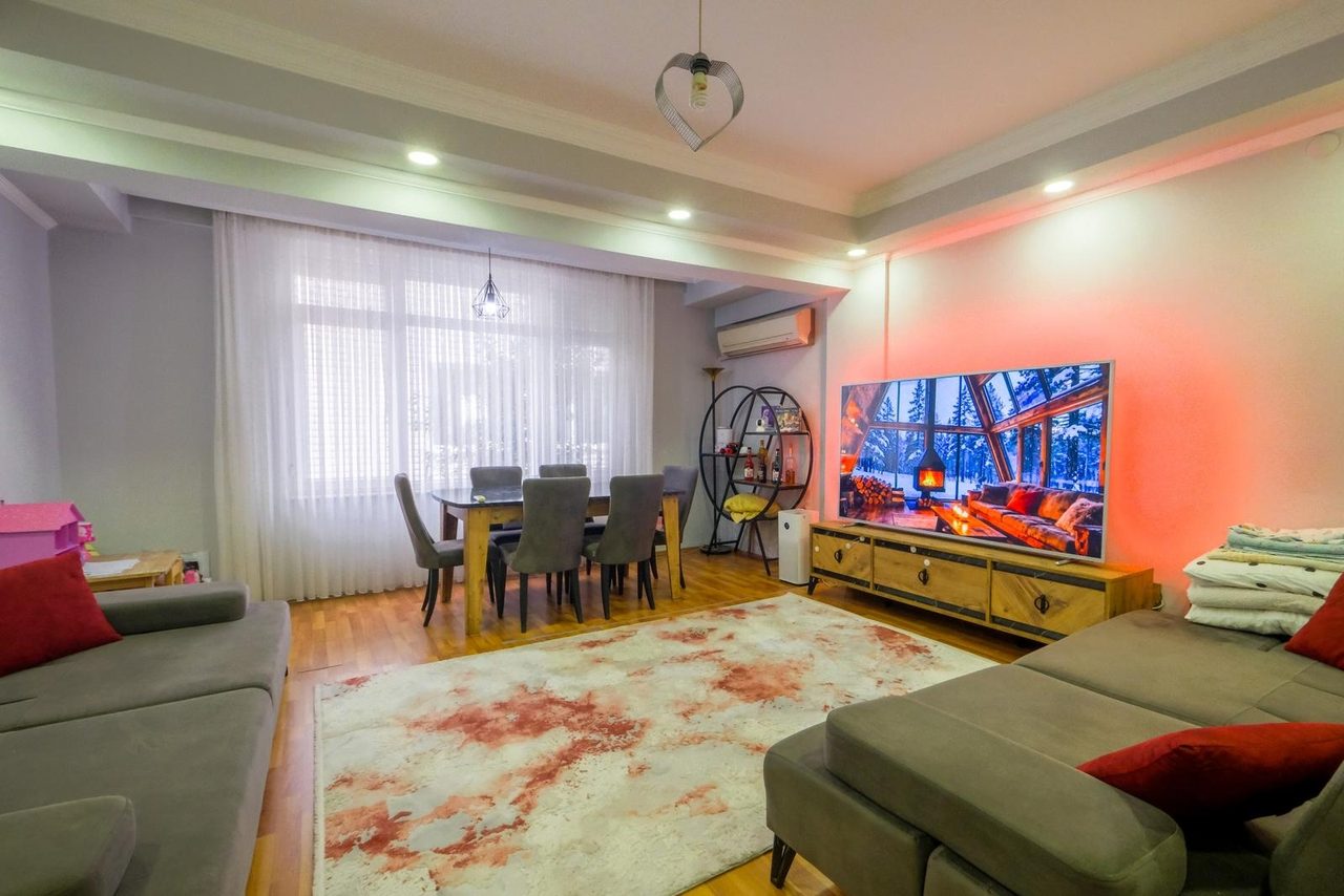 Güzeloba Çınar Sitesi Villa Konseptli Triplex (3+2)