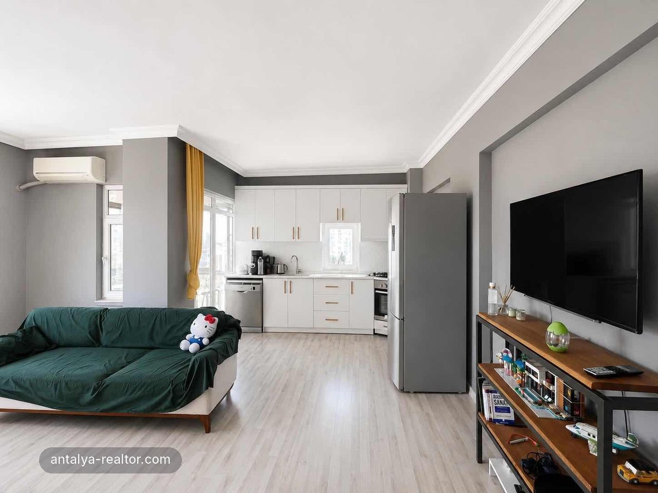 Arakat Önü Açık Denize Yakın Şirinyalıda Satılık 2+1 Daire