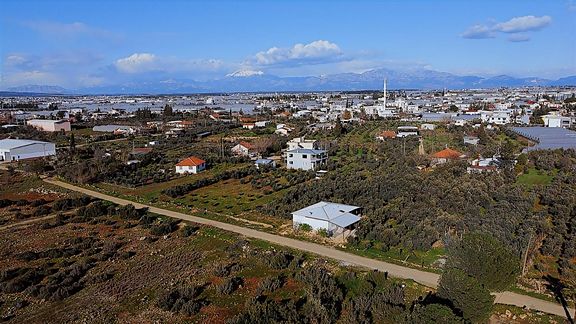 Продажа застроенного земельного участка в районе Ататюрк, Аксу