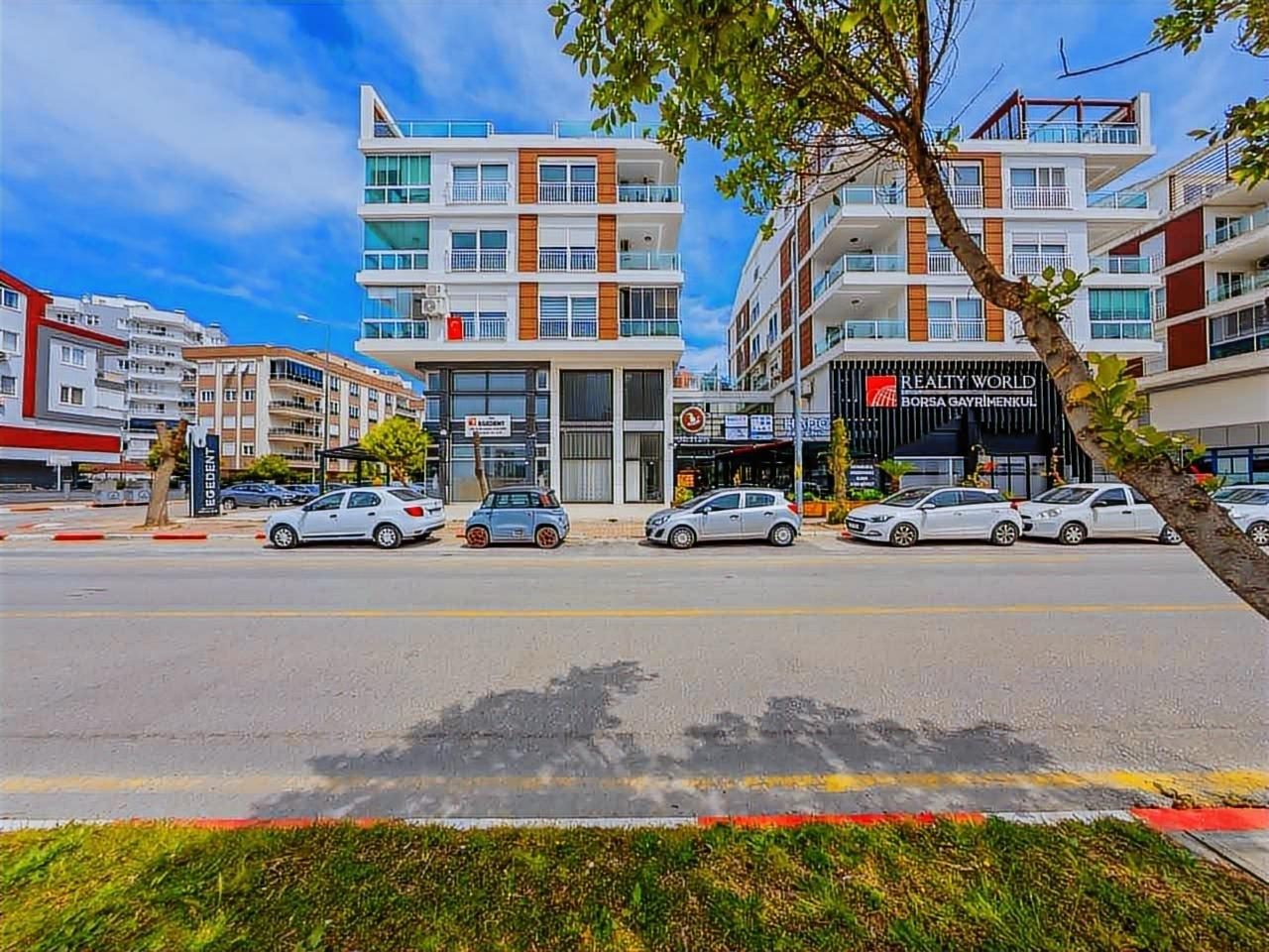Meydankavağı 12. Cadde'de Satılık Faturalı İşyeri
