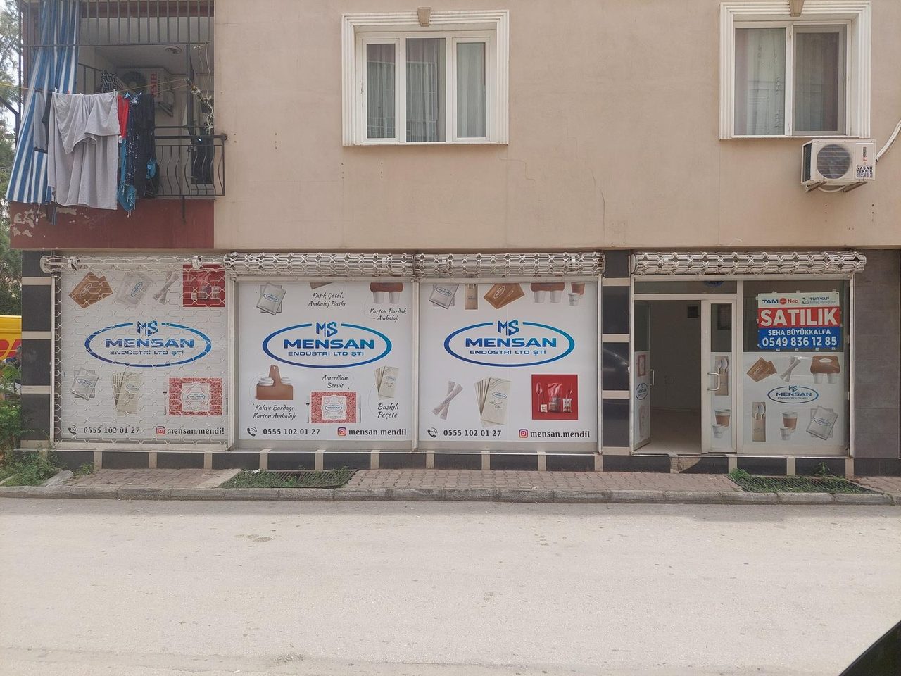 В Муратпаше продаётся магазин со складом