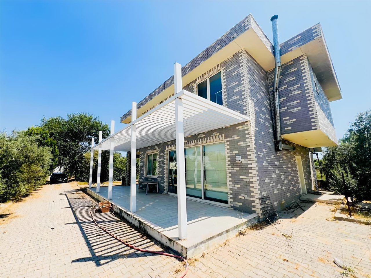 Güzelbağ Da Müstakil Villa Geniş Bahçe Ve Müştemilatlı