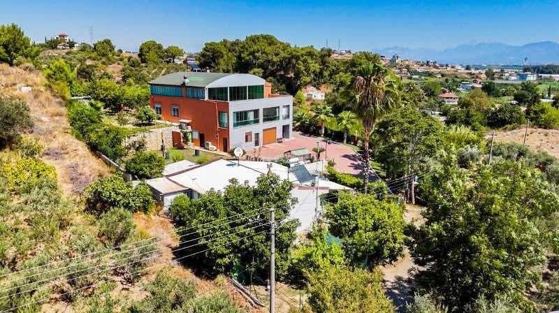 Mandırlar'da 20.154 M2 Deniz Manzaralı Villa Ve Meyve Bahçesi