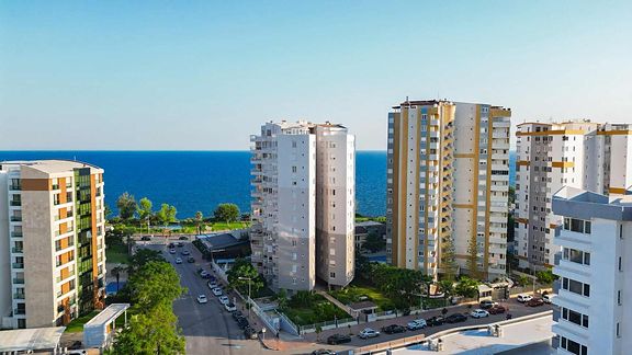 В Старой Ларе квартира 4+1 с полным видом на море