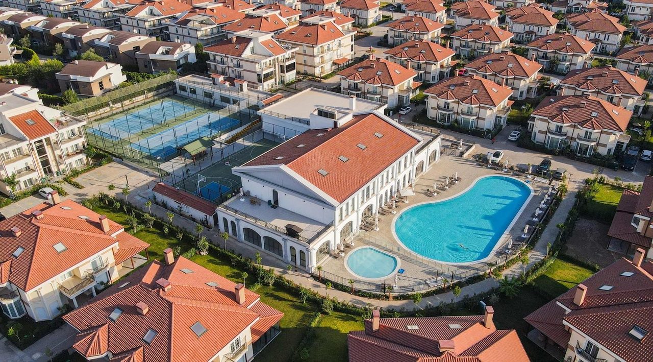 Vali Konakları 2 Sitesi'nde Satılık 3+1 Dubleks Daire