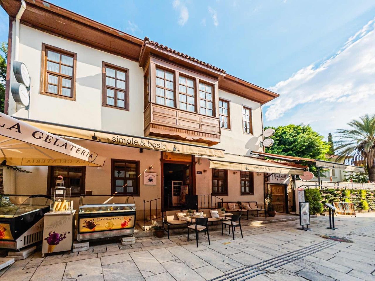 Kaleiçinde Kurumsal İşletmecilere Özel Restaurant/cafe/hotel