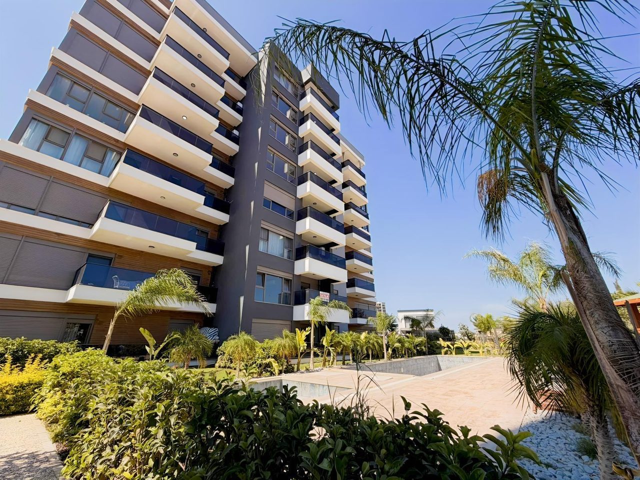 Altıntaş'ta İskanlı Ara Kat Kiralık Daire