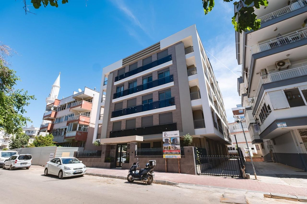 Muratpaşa Üçgen Mahallesinde Sıfır Binada 140 M² 3+1 Satılık