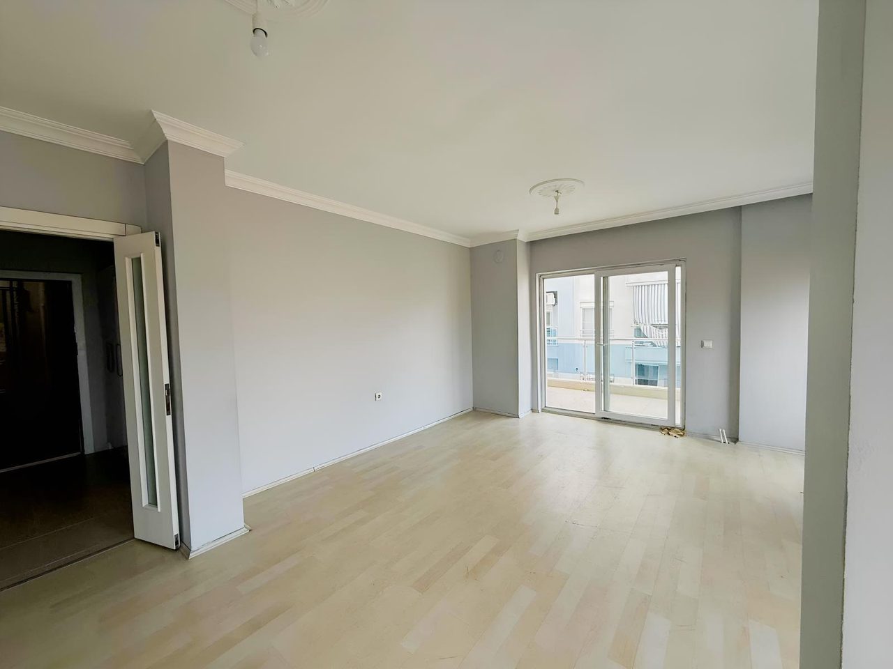 Kapalı Otoparklı Kiralık 3 + 1