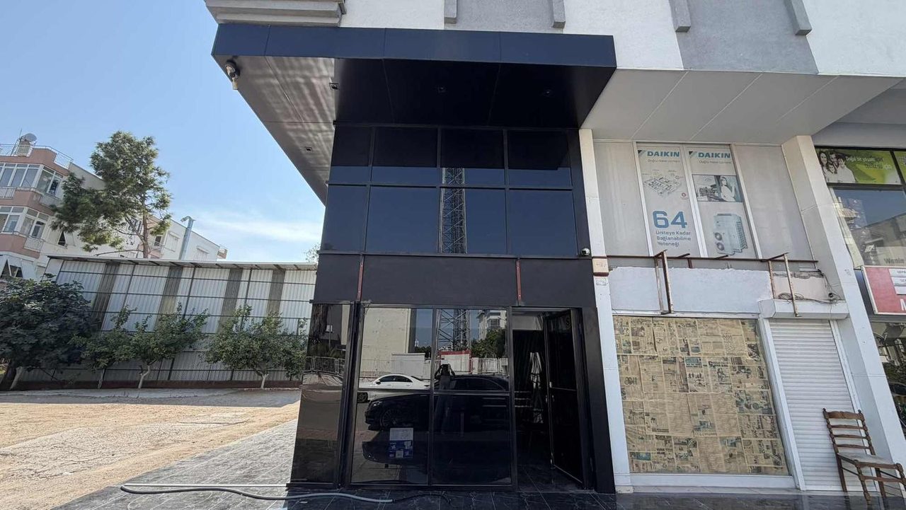 Şirinyalı'da Kiralık Asma Katlı Depolu Dükkan