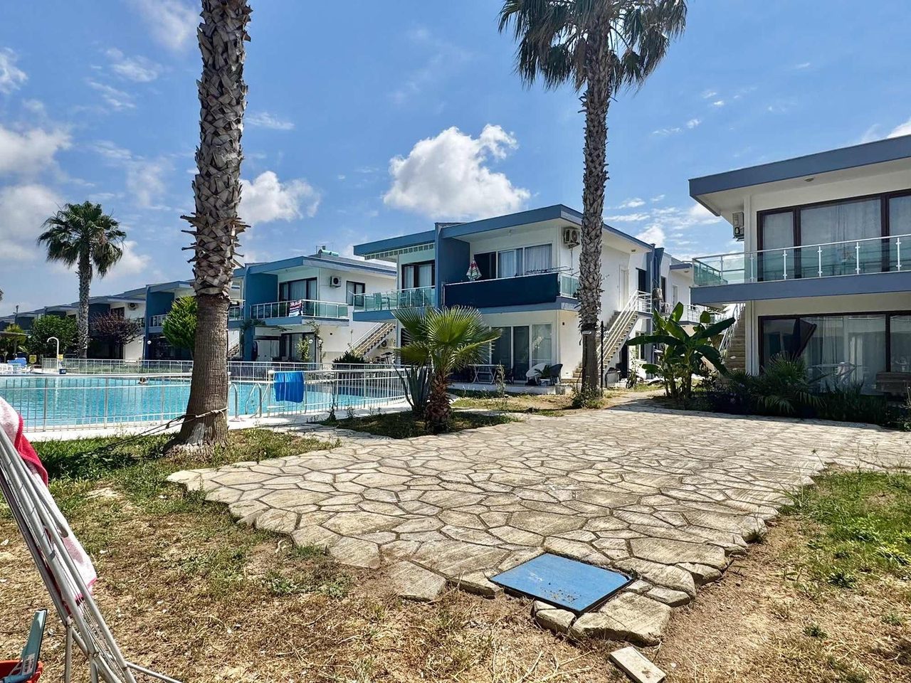 Oteller Bölgesi Site İçi Eşyalı Kiralık 1+1 Daire