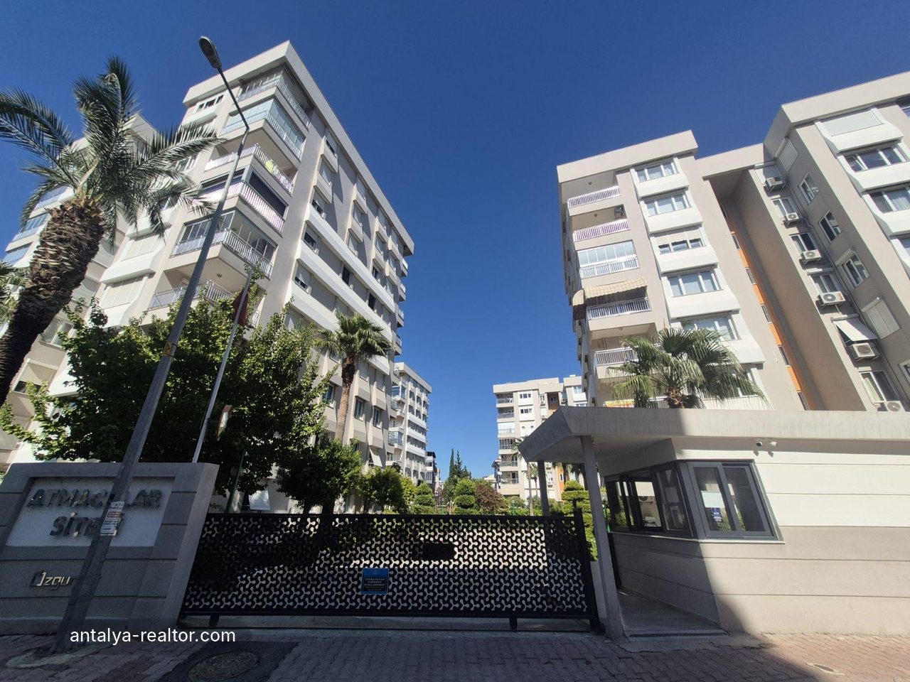 Çağlayan Havuzlu, Güvenlikli Sitede Bahçe Katı