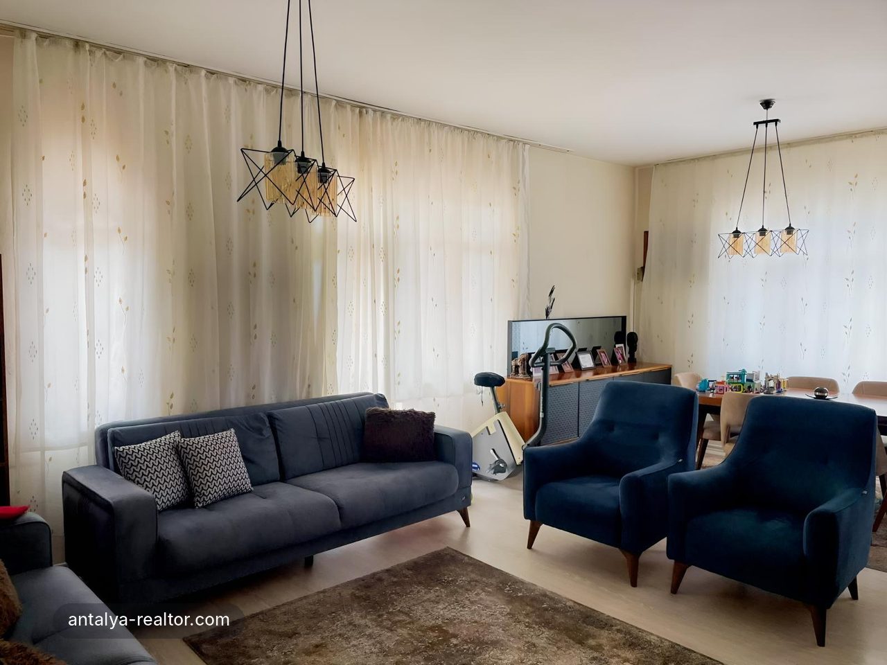Memurevleri Mah.3+1 Satılık Ara Kat Daire