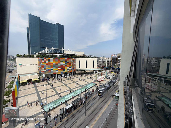Markantalya Avm Karşısında Satılık 87 M² Ofis Katı