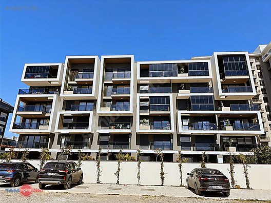 Kardeşkentler Üzerinde Özellikli Sitede 1+1 Eşyalı Kiralık Daire