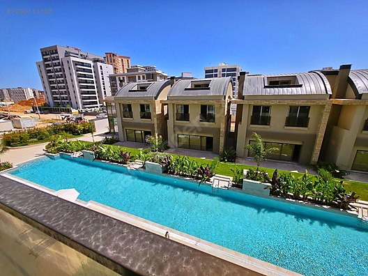 SERHAT ÖZGÜNER'den LÜKS SİTEDE SATILIK 1+1 DAİRE