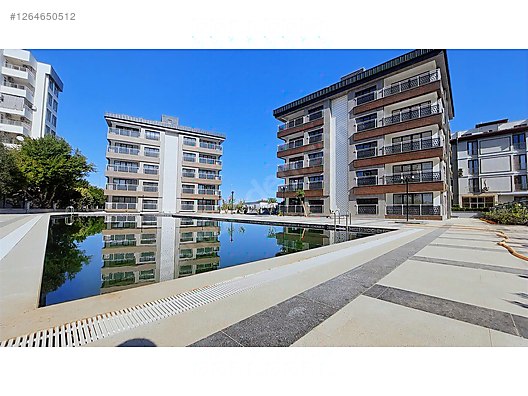 В Кунду в комплексе с бассейном продается меблированная 1+1 квартира с раздевалкой