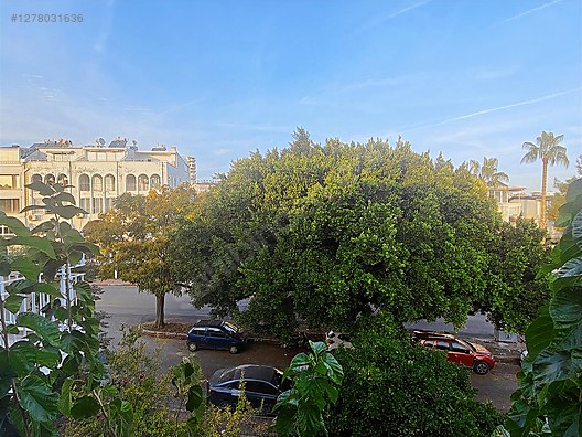 В Ларе, в коттеджном поселке, сдается 2+1 с собственным пляжем