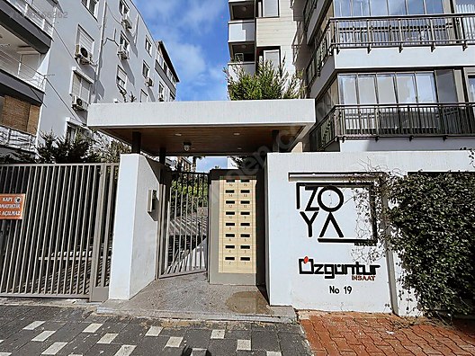 ÖZGÜNTUR ZOYA SİTESİNDE EMSALSİZ 3+1 SATILIK DAİRE