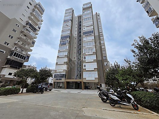 Çağlayanın Merkezinde Geniş Deniz Manzaralı Daire