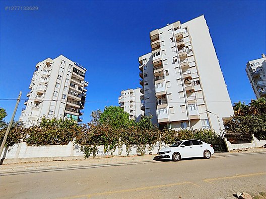 В Ermenekte, на этаже между квартирами, просторная трёхкомнатная квартира с кухней-гостиной