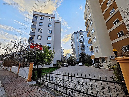 В центре Гюзельоба, близко к морю, трёхсторонний, без затрат 2+1 квартира