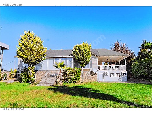 Mandırlar'da 2.392m2 Alan içinde Bahçeli Müstakil Ev