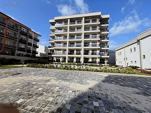 İSKANLI FULL ÖZELİKLİ SİTE DE ŞIK 2+1 SATILIK DAİRE