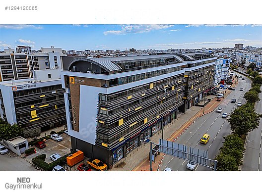 MEVLANA KAVŞAĞI ÖZPINARLAR MİDTOWN ARA KAT BÖLÜNMÜŞ OFİS KATI