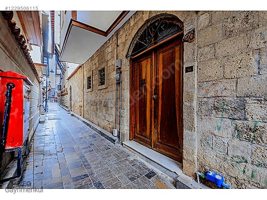 ПРОДАЕТСЯ ОТДЕЛЬНЫЙ ДОМ ВНУТРИ КРЕПОСТИ