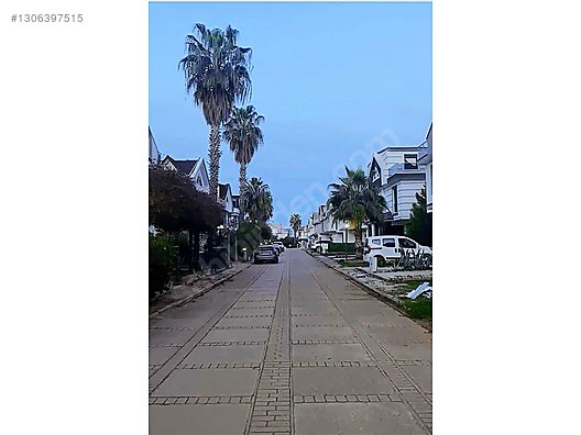 ВИЛЛЫ - ЛИБО ОДНА, ЛИБО ДВЕ РЯДОМ