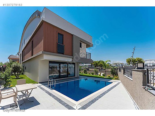 FULL LÜKS ASANSÖRLÜ MÜSTAKİL HAVUZLU 7+1 SATILIK VİLLA