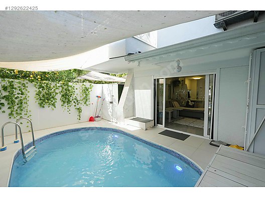 В центре Гюзельоба продается вилла 3+1 без затрат