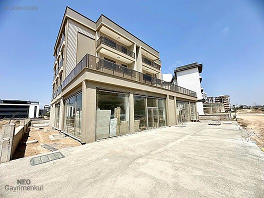 CAD ÜZERİ SATILIK DÜKKAN