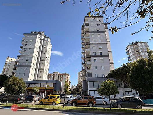 Fener'de Otoparklı Ebeveyn Banyolu Satılık Daire