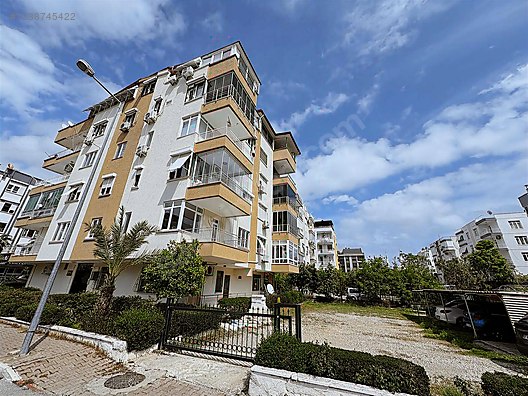 В центральной локации Ширинялы квартира 2+1 с видом на море, с мебелью