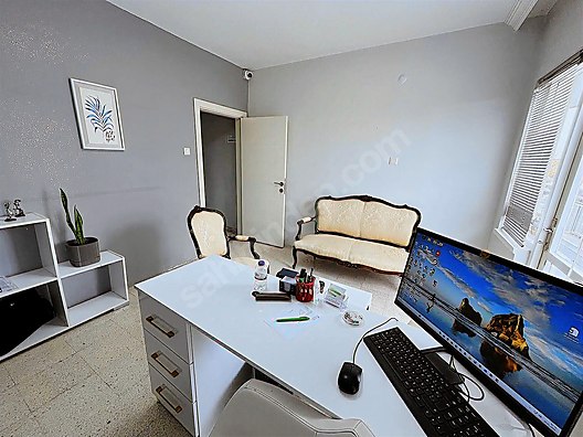 Gülay Tuncay'dan AliÇetinkaya cad.de 1. Kat Satılık Ofis
