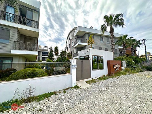 Havuzlu Sitede Sıfır Eşyalı 1+1 Kiralık Daire