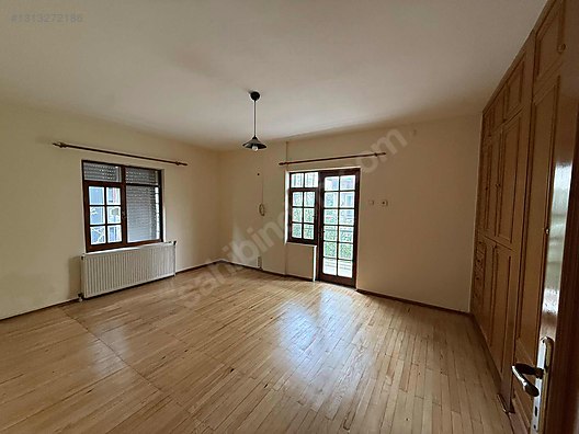 AYŞE YENİDOĞAN'dan BARINAKLAR 'da BAHÇE DUBLEKSİ