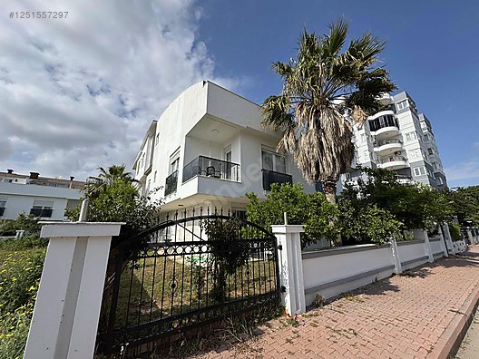 GÜZELOBA TURİZM YOLUNDA EŞYALI 3+1 BAHÇE DUBLEKSİ KİRALIK DAİRE