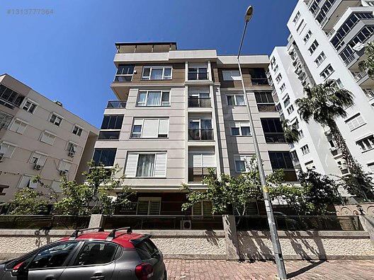 ÇAĞLAYAN'da YENİ BİNA 4+1 SATILIK DAİRE