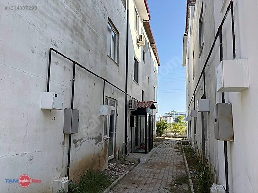 В районе Кемерагазы, в комплексе трехуровневая вилла