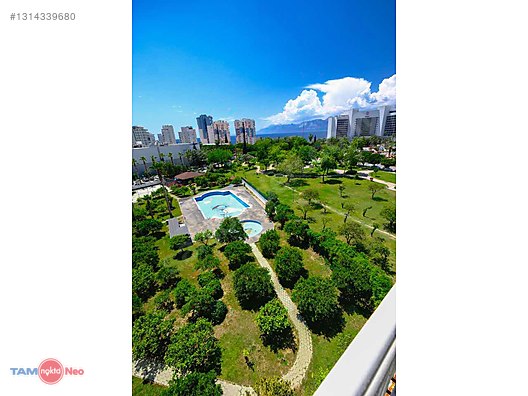Antalya Şirinyalıda Deniz ve Bahçe Manzaralı Prestijli Daire