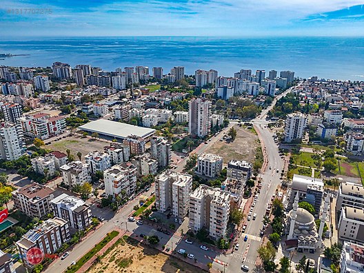 Antalya Lara' da Sitede 3+1 Satılık Daire