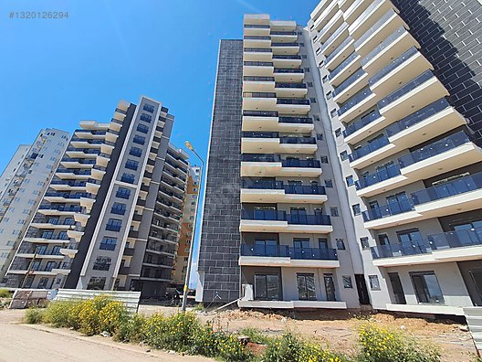 SIFIR SİTEDE EN UYGUN FİYATLI EN GENİŞ 3+1 SATILIK DAİRE