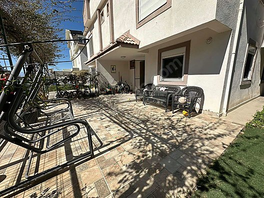CENK ONUR SITESI'NDE SATILIK VILLA