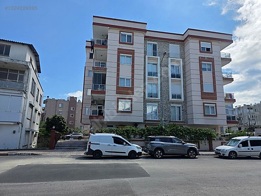 ÇAYBAŞI'NDA GENİŞ AYRI MUTFAKLI DOĞALGAZLI BAHÇE KATI DAİRE