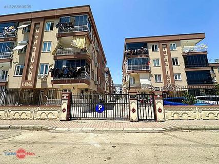 На главной улице рядом с Дутлубахче газифицированная безбытная квартира 3+1