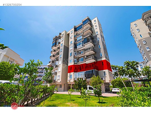 Yalı Caddesinde Site İçerisinde Ara Kat Satılık Daire